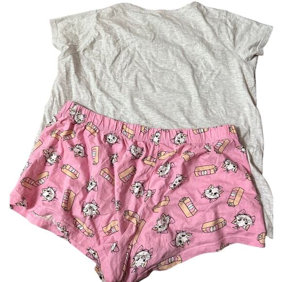 Disney Marie “Purr-fect in Every Way” Pajama Set Short Sleeve Tee & Shorts XL - Picture 3 of 3